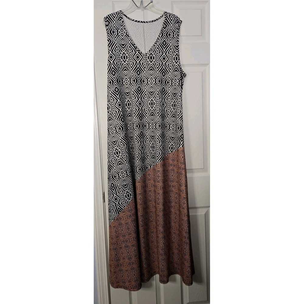 Womans Unbranded Sleeveless Maxi Dress Size 1XL Black, White, Brown